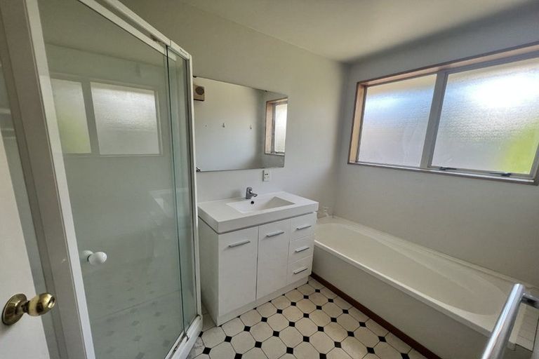 Photo of property in 109 Elizabeth Street, Riccarton, Christchurch, 8041