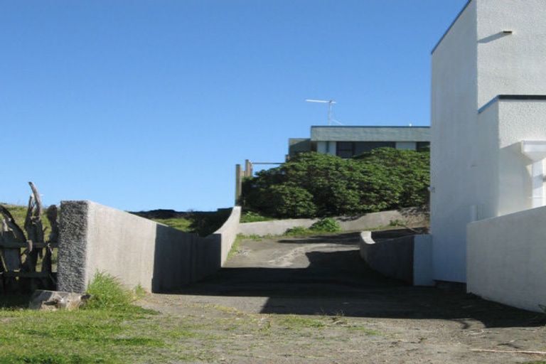 Photo of property in 6b Hunia Terrace, Himatangi Beach, Foxton, 4891