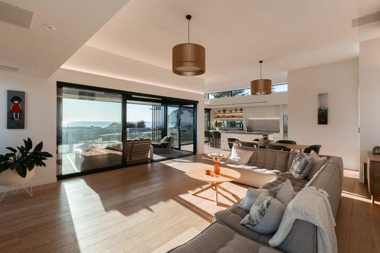 Photo of property in 87 Marine Parade, Mount Maunganui, 3116