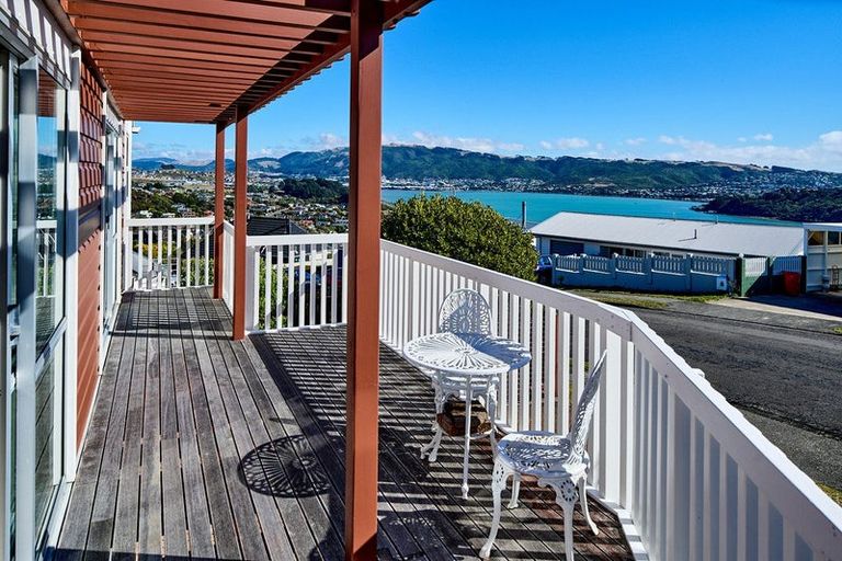 Photo of property in 48 Eskdale Road, Papakowhai, Porirua, 5024
