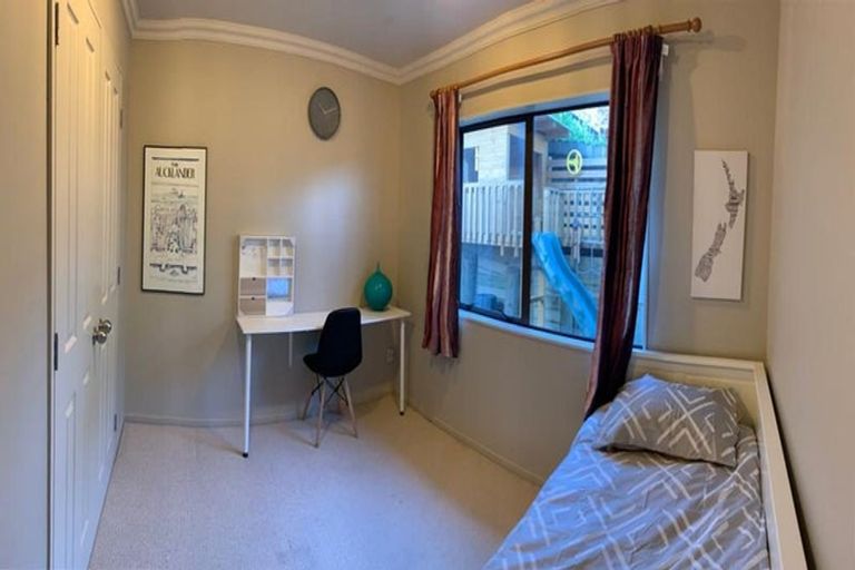 Photo of property in 13 Living Stream Road, Albany Heights, Auckland, 0632