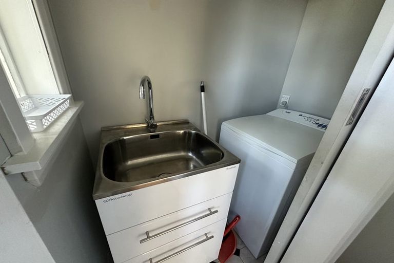 Photo of property in 1 Pearce Street, Vogeltown, Wellington, 6021