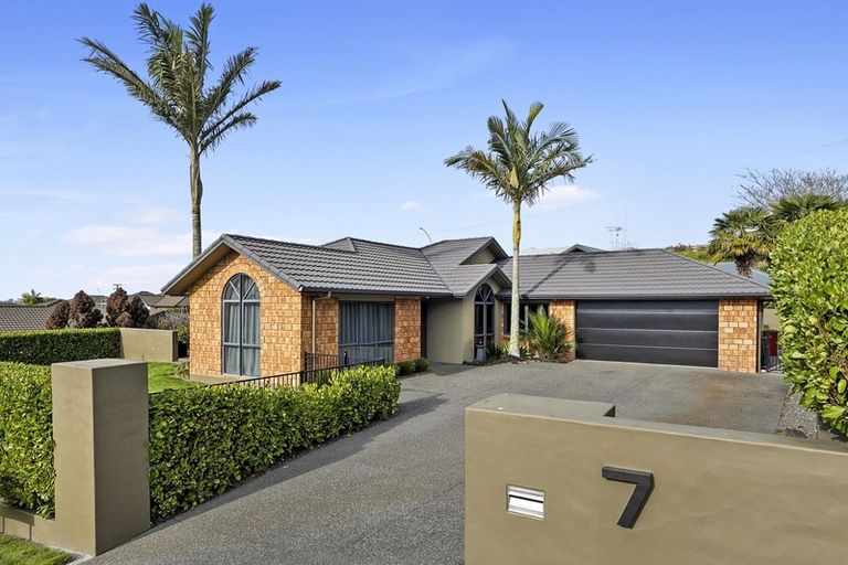 Photo of property in 7 Millennium Heights, Flagstaff, Hamilton, 3210