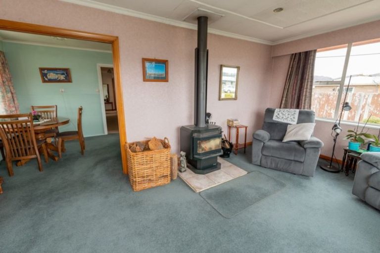 Photo of property in 6 Campbell Street, Alexandra, 9320
