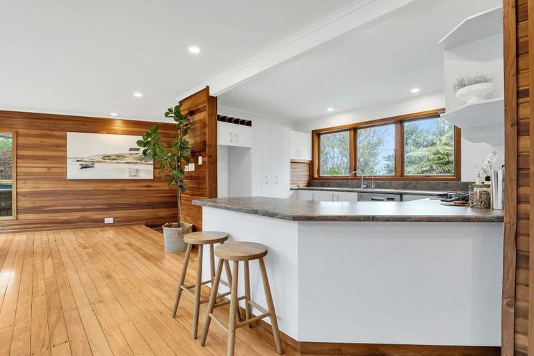 Photo of property in 170 Kawaha Point Road, Kawaha Point, Rotorua, 3010