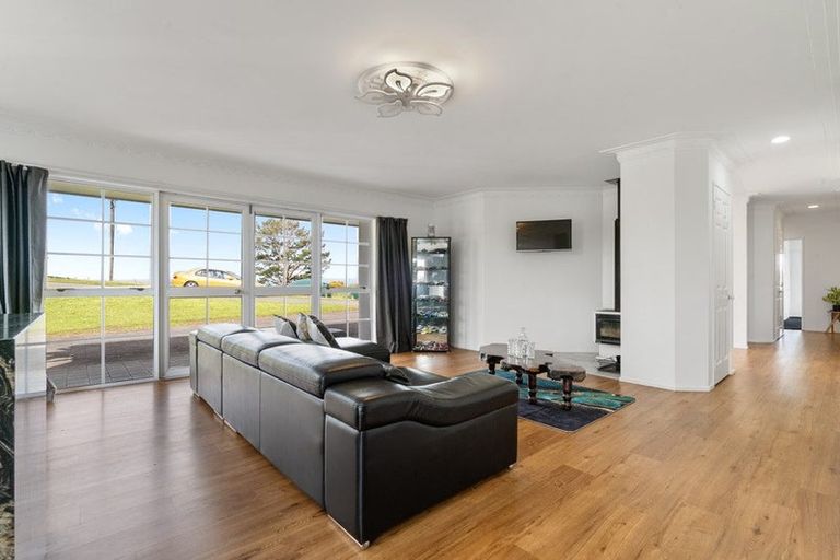 Photo of property in 10 Trig Road, Tuakau, 2694