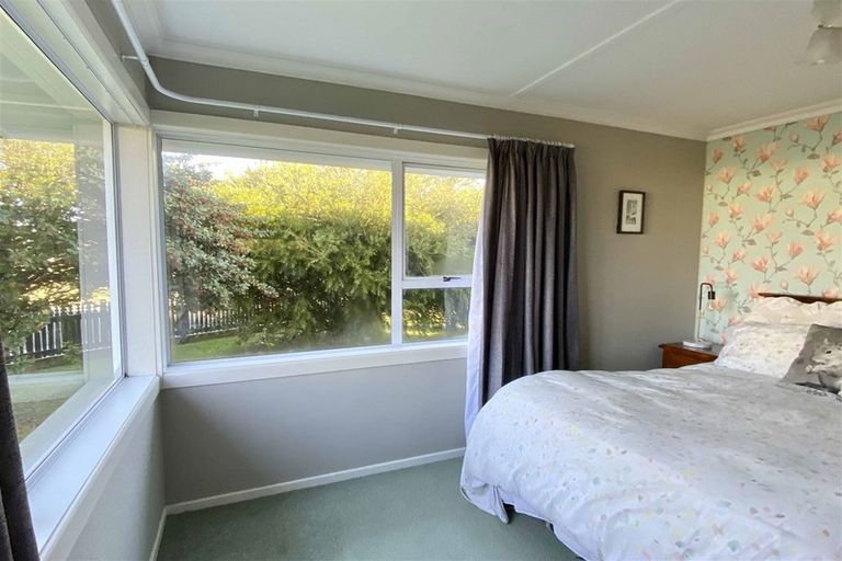 Photo of property in 36 Highfield Terrace, Newfield, Invercargill, 9812