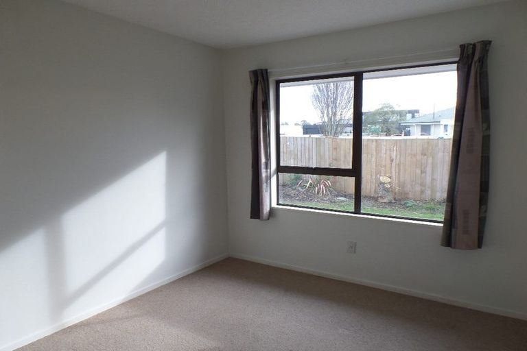 Photo of property in 1/479 Wairakei Road, Burnside, Christchurch, 8053