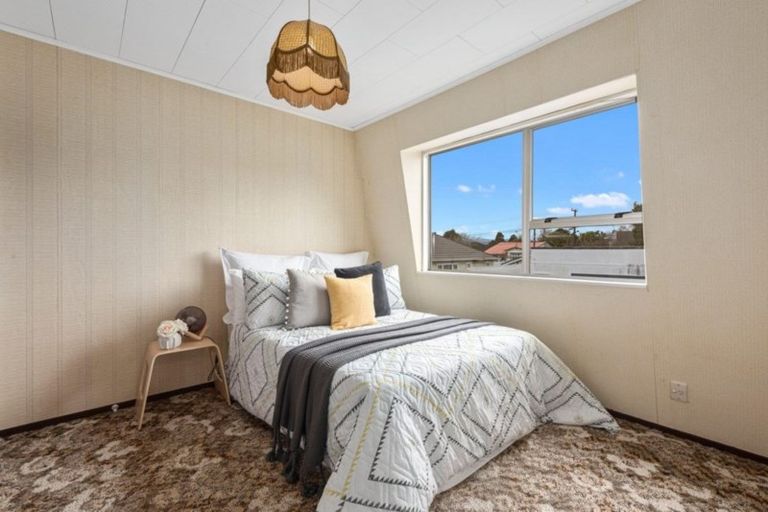 Photo of property in 5b Bracken Street, Wallaceville, Upper Hutt, 5018