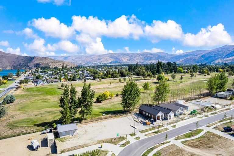 Photo of property in 17 Wallis Drive, Cromwell, 9310