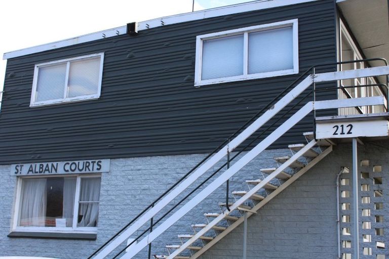 Photo of property in 212 Kaikorai Valley Road, Bradford, Dunedin, 9011