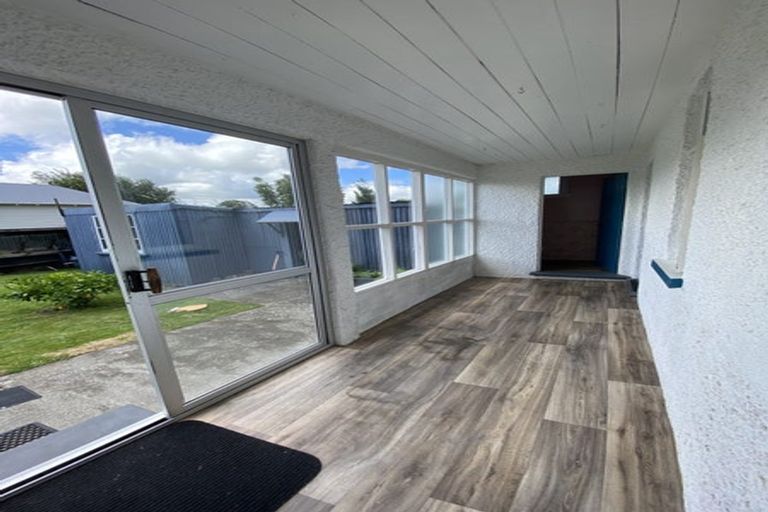 Photo of property in 32 Bedford Street, Eltham, 4322