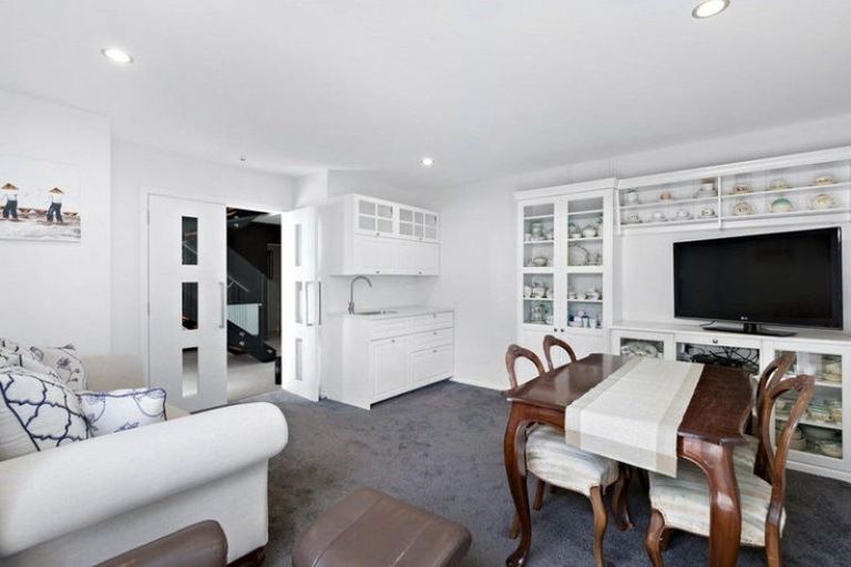 Photo of property in 289 Riverbank Road, Wanaka, 9382