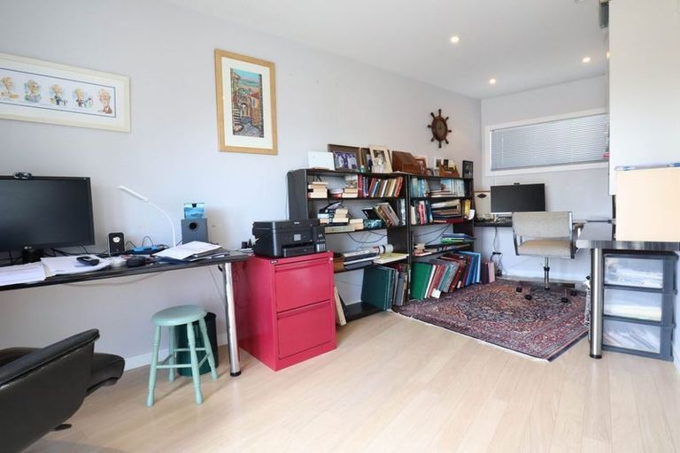 Photo of property in 1/88 Pah Road, Cockle Bay, Auckland, 2014