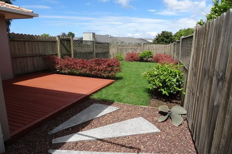 Photo of property in 16 Ranui Avenue, Kerikeri, 0230