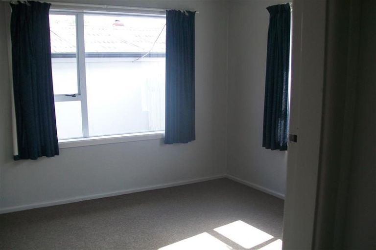 Photo of property in 35 Greendale Avenue, Avonhead, Christchurch, 8042