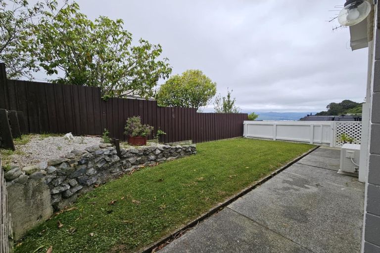 Photo of property in 179 Miromiro Road, Normandale, Lower Hutt, 5010