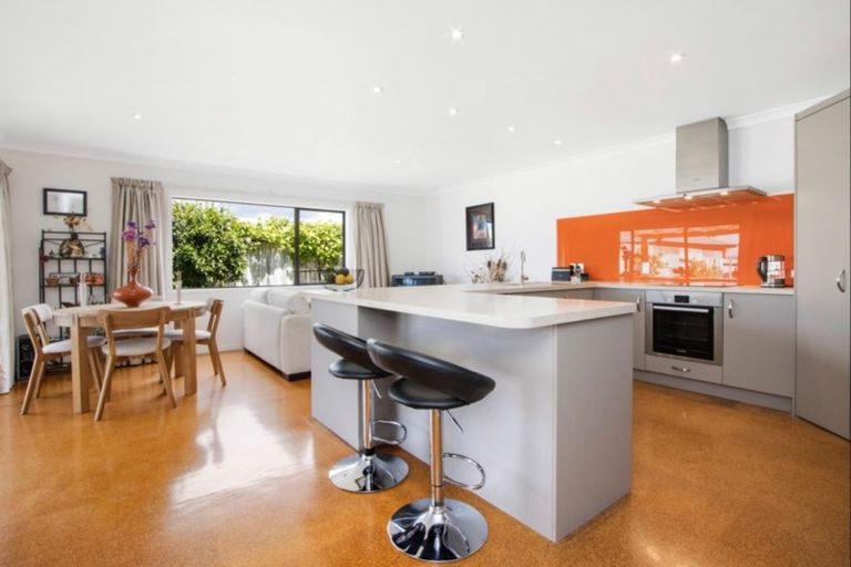 Photo of property in 11 Mulgan Street, Katikati, 3129