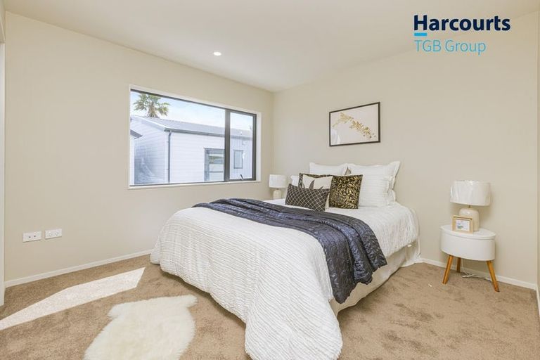 Photo of property in 3/43 Clevedon Road, Papakura, 2110