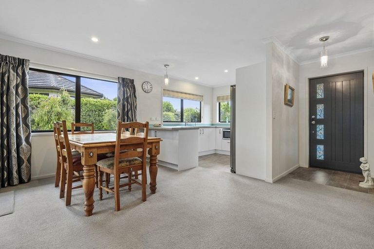 Photo of property in 14 Burmester Place, Morrinsville, 3300