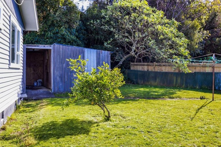 Photo of property in 3 Elizabeth Place, Ferndale, New Plymouth, 4310