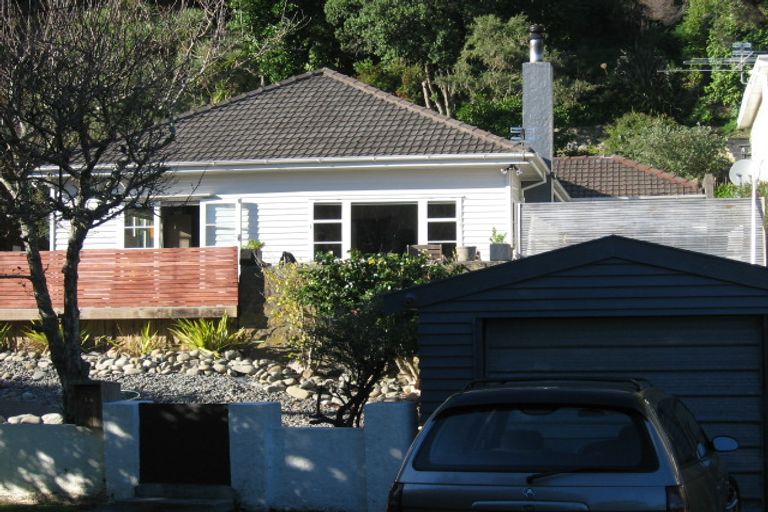 Photo of property in 14 Tawa Street, Eastbourne, Lower Hutt, 5013