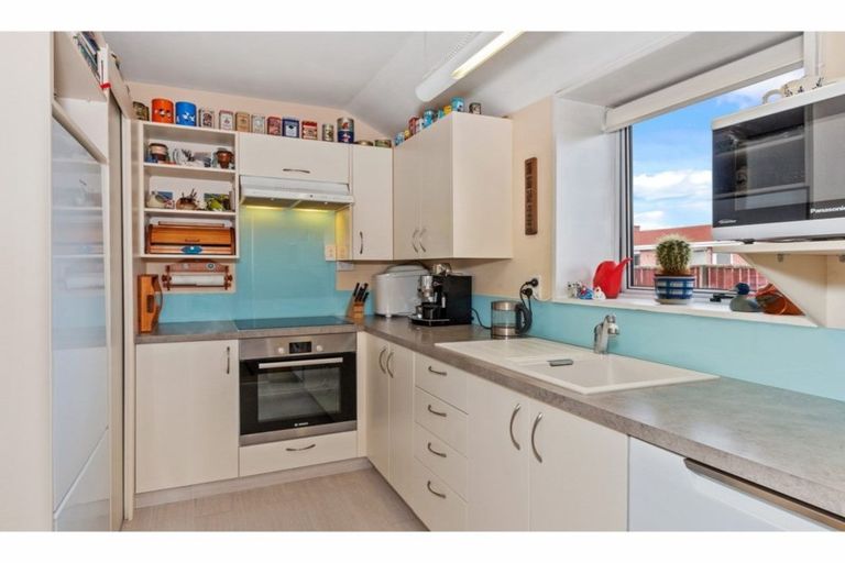 Photo of property in 132b Warren Crescent, Hillmorton, Christchurch, 8025