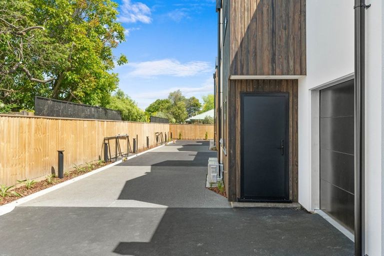 Photo of property in 3/28 Deloraine Street, Somerfield, Christchurch, 8024