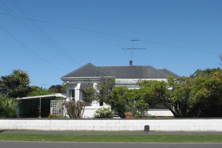 Photo of property in 115 Fox Street, Whataupoko, Gisborne, 4010