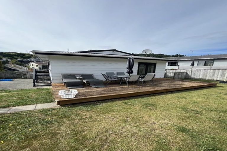 Photo of property in 58 Albatross Close, Whitby, Porirua, 5024