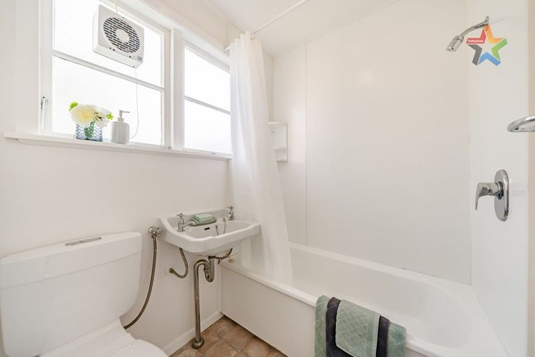 Photo of property in 4-6 Cottle Street, Avalon, Lower Hutt, 5011