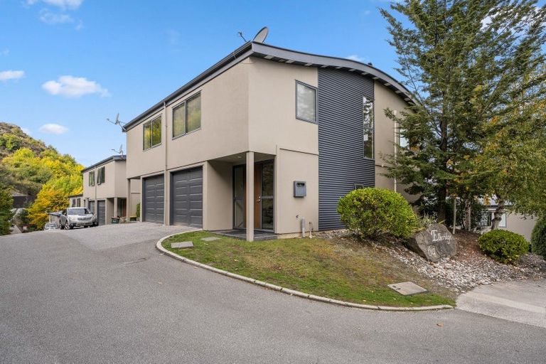 Photo of property in Elkridge Apartments, 14/64 Marina Drive, Frankton, Queenstown, 9300
