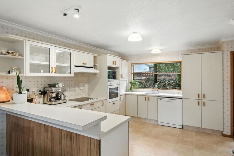 Photo of property in 35 Lancewood Drive, Halswell, Christchurch, 8025