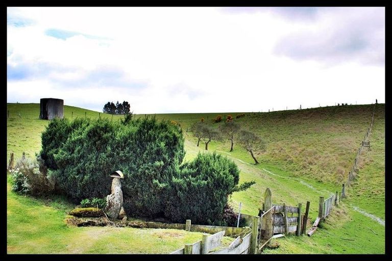 Photo of property in 20 Old Port Road, Warepa, Balclutha, 9273