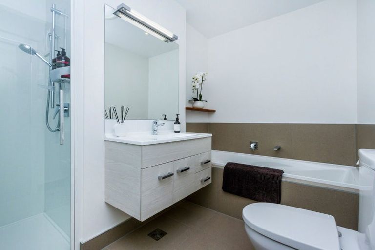 Photo of property in 77 Bomb Point Drive, Hobsonville, Auckland, 0616