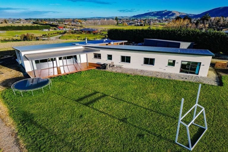 Photo of property in 85 Painstown Road, Waimate, 7978