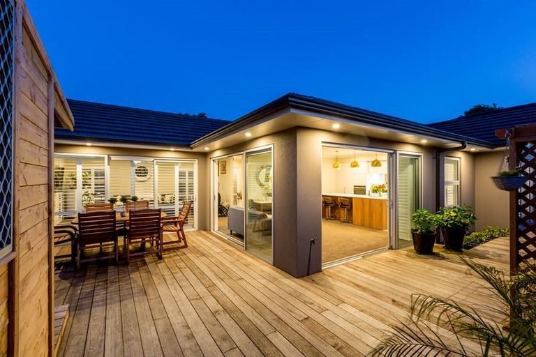 Photo of property in 180b Brooklands Road, Vogeltown, New Plymouth, 4310