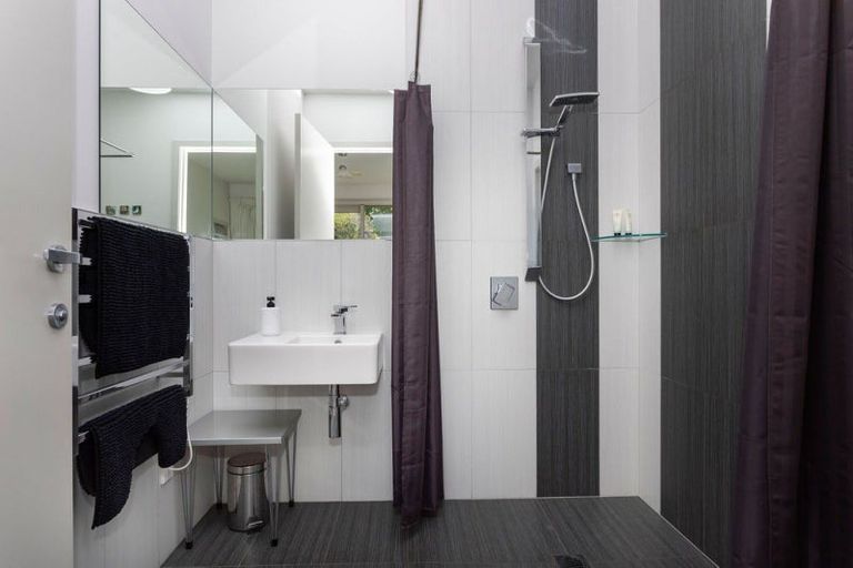 Photo of property in 239 Adelaide Road, Dannevirke, 4930