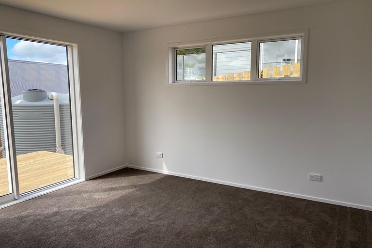 Photo of property in 12a Waterview Place, Haruru, 0204