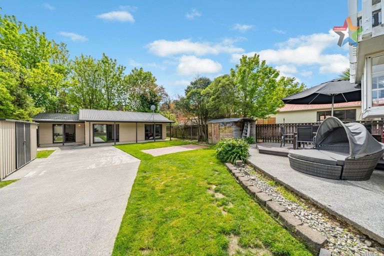 Photo of property in 19 Poole Crescent, Wainuiomata, Lower Hutt, 5014