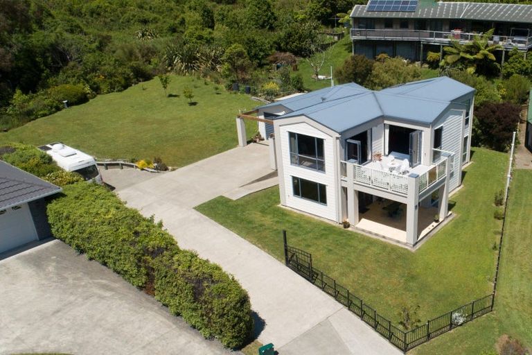 Photo of property in 23 Rimu Terrace, Waikawa, Picton, 7220