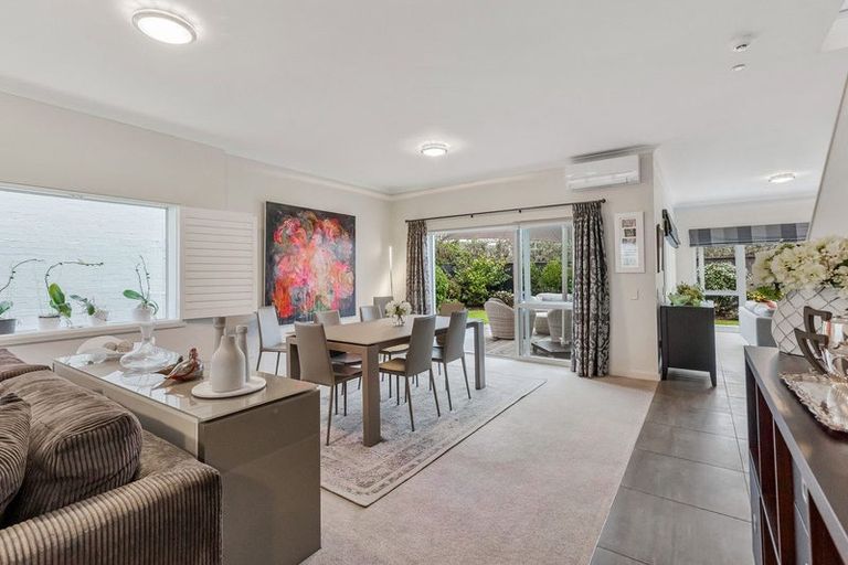 Photo of property in 16 Kensington Drive, Orewa, 0931