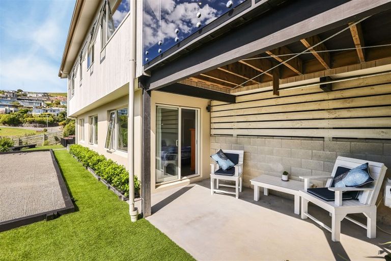 Photo of property in 10 The Terrace, Mount Pleasant, Christchurch, 8081