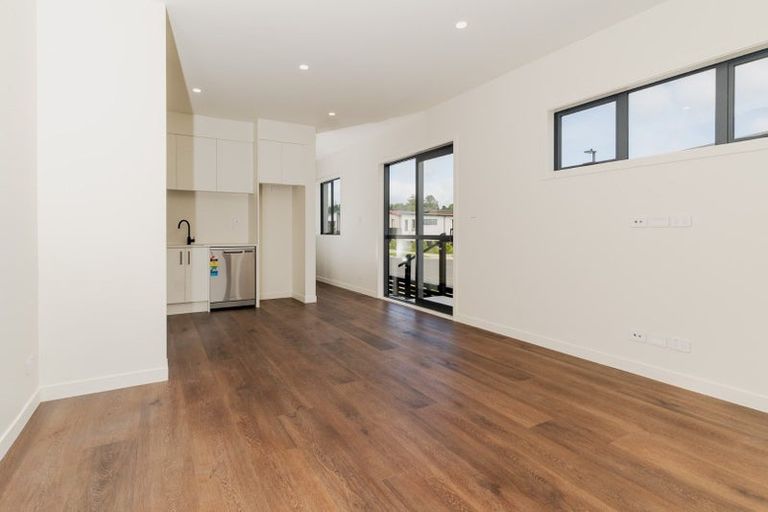 Photo of property in 10 Bugle Road, Totara Park, 2019