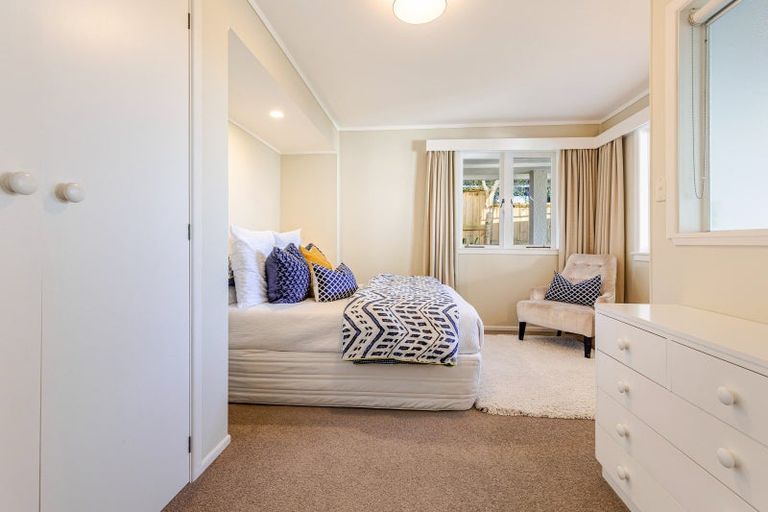 Photo of property in 11 Brighton Terrace, Mairangi Bay, Auckland, 0630