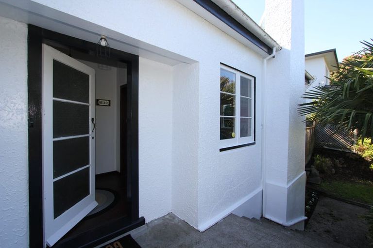 Photo of property in 12a Harvey Road, Bluff Hill, Napier, 4110
