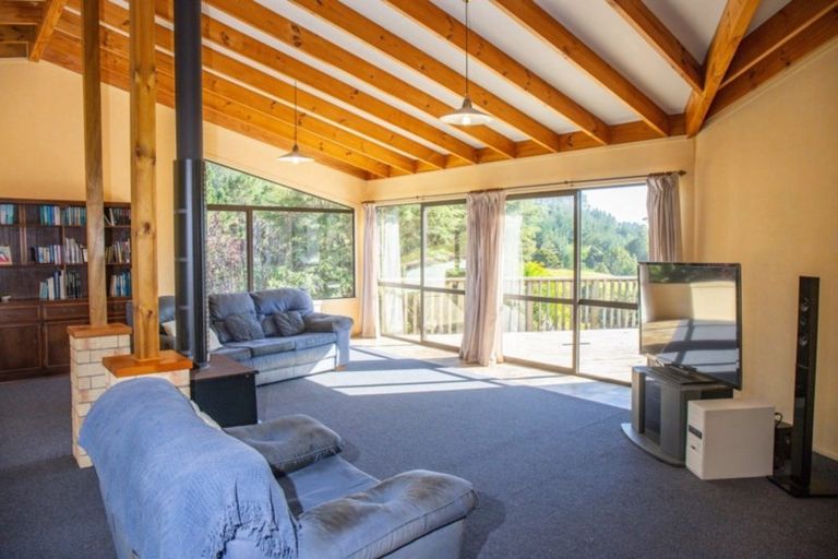 Photo of property in 1801 Russell Road, Helena Bay, Hikurangi, 0184