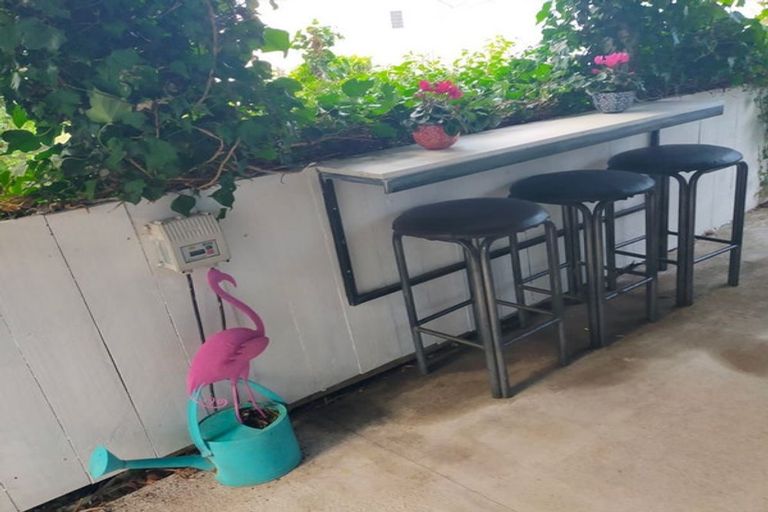 Photo of property in 29 Kingston Heights Road, Kingston, Wellington, 6021