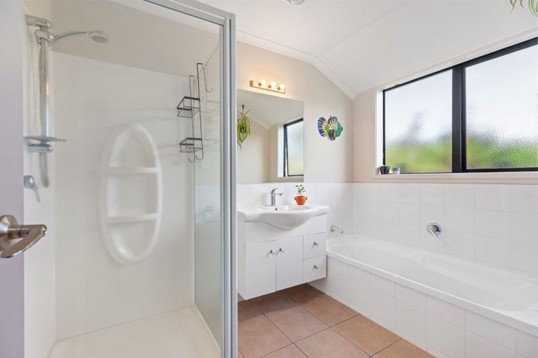 Photo of property in 9 Lark Place, Welcome Bay, Tauranga, 3112