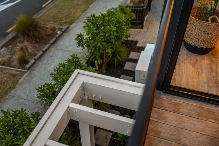 Photo of property in 49 Treloar Crescent, Hobsonville, Auckland, 0616